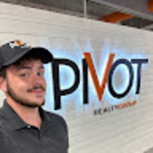 Meet your Posher, Devyn